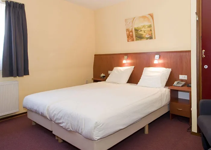 Отель Riche Валкенбург