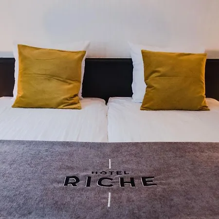 Ξενοδοχείο Riche 3*