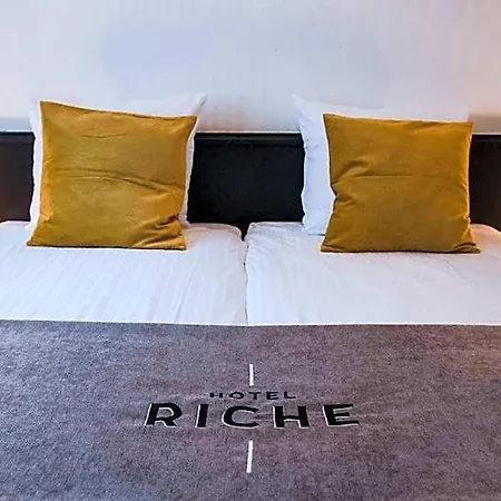 Riche Hotel 3*